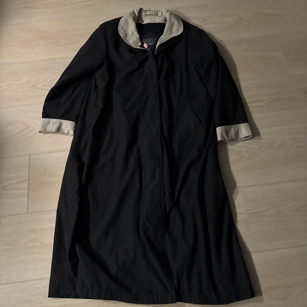 Elegant vintage Black and Cream Women's Coat